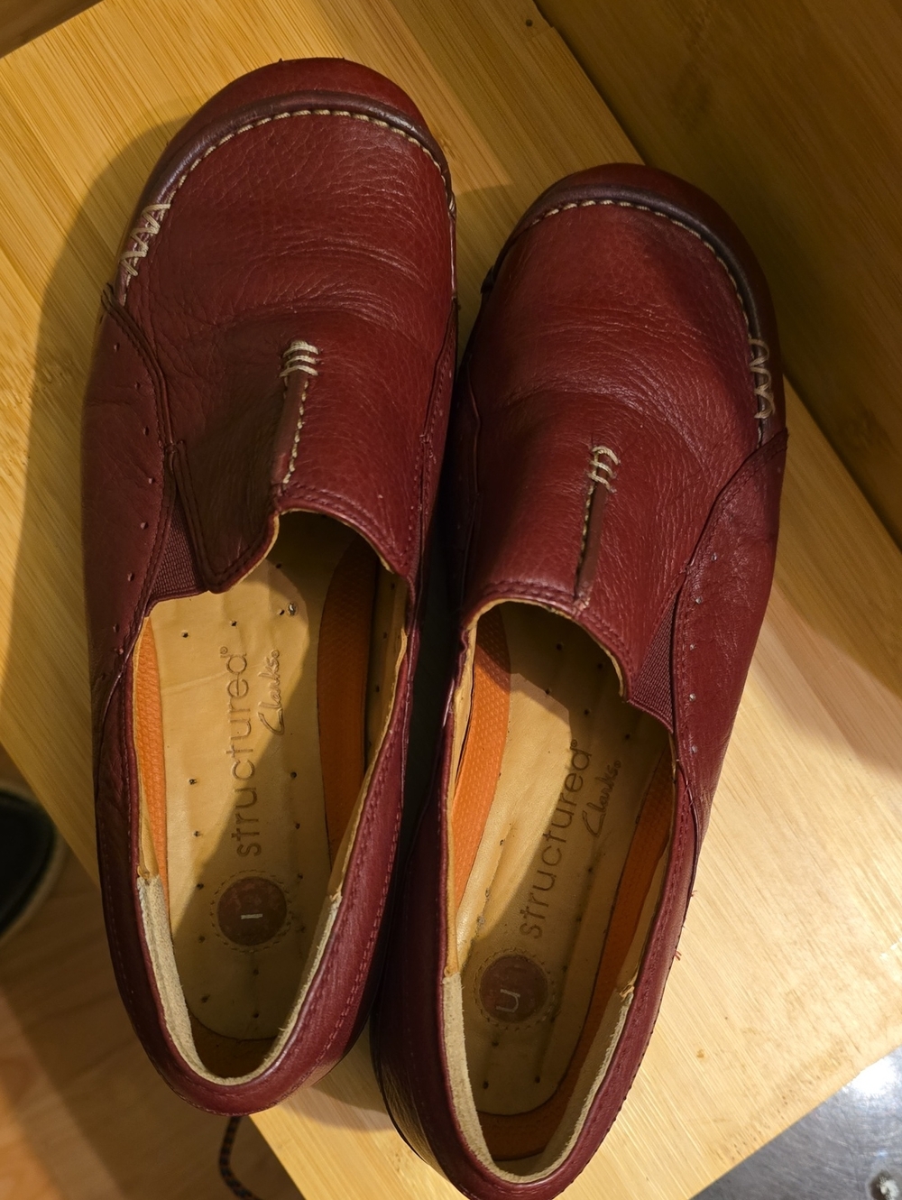 Clarks Women's Slip-On Loafers in Burgundy Leather